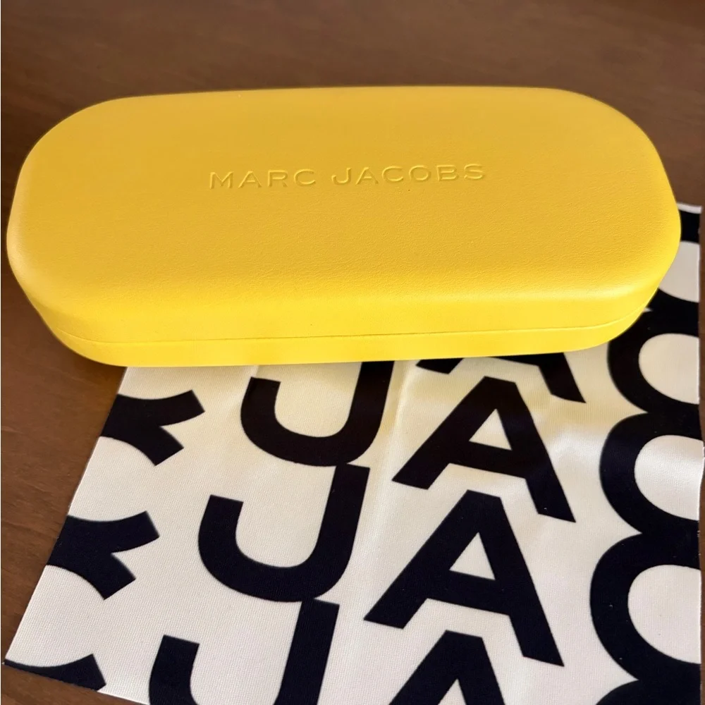 Marc Jacobs Bold Yellow Glasses Case - Picture 2 of 3